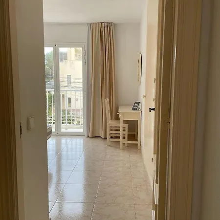 Apartamentos Torres Cardona Cala Llonga  Zewnętrze zdjęcie